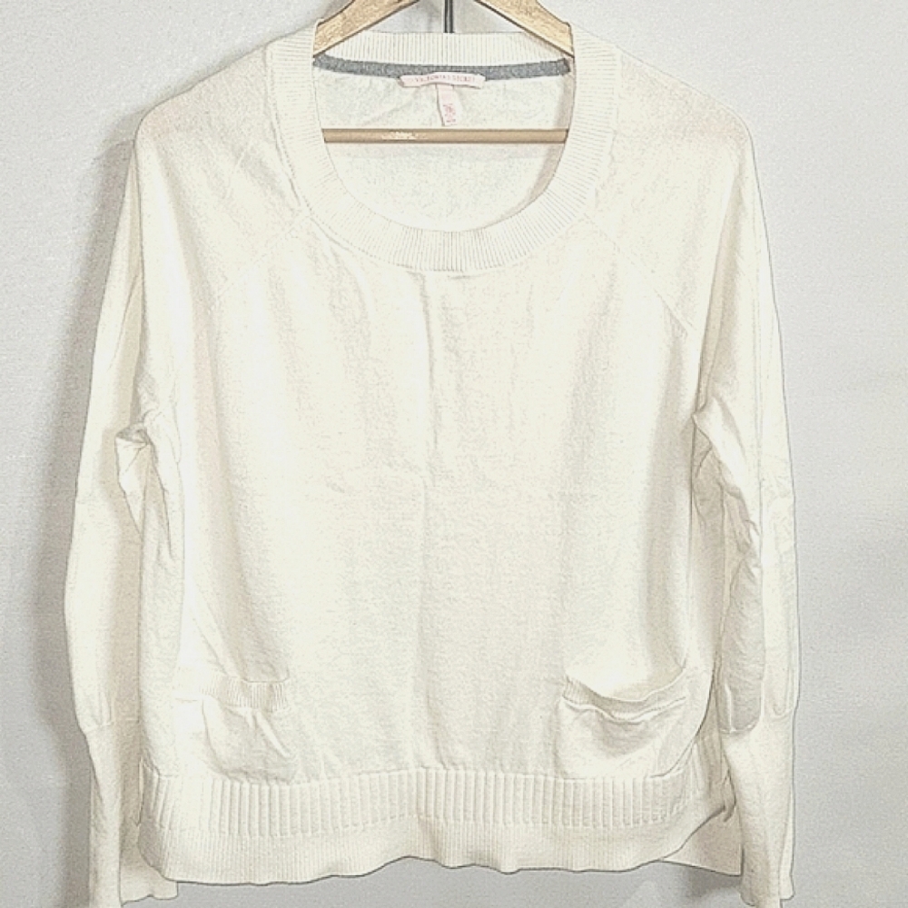 Victoria's Secret White Sweater Sz-Med with pockets